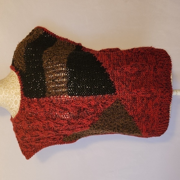 Lucia Hand Knit Red Black Round Neck Chunky Ramie Blend Sleeveless Sweater Top - Picture 1 of 12